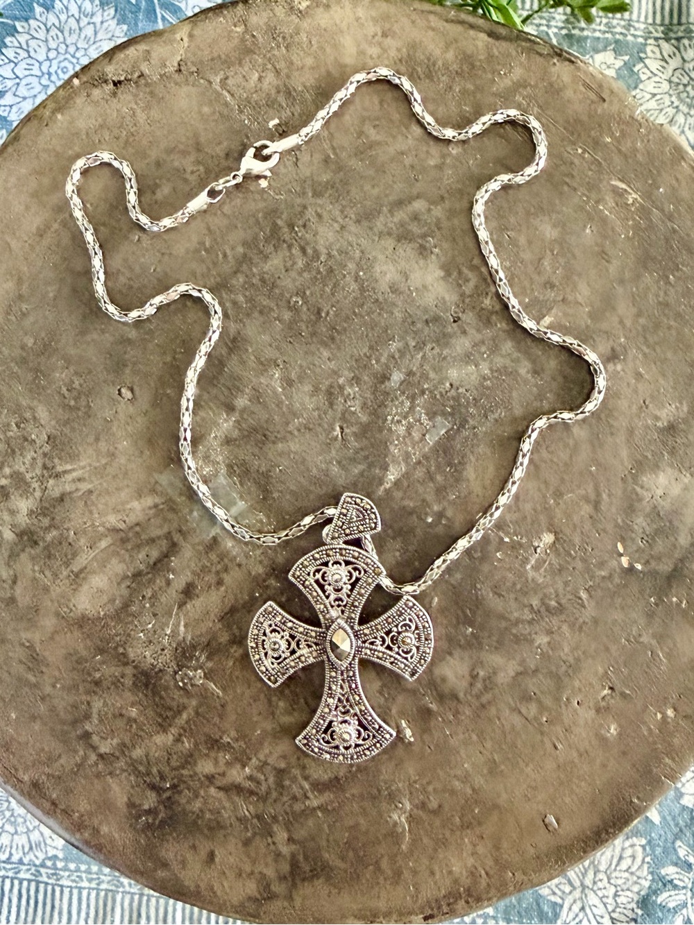 Silver-Tone Filigree Cross Pendant Necklace - Women Jewelry